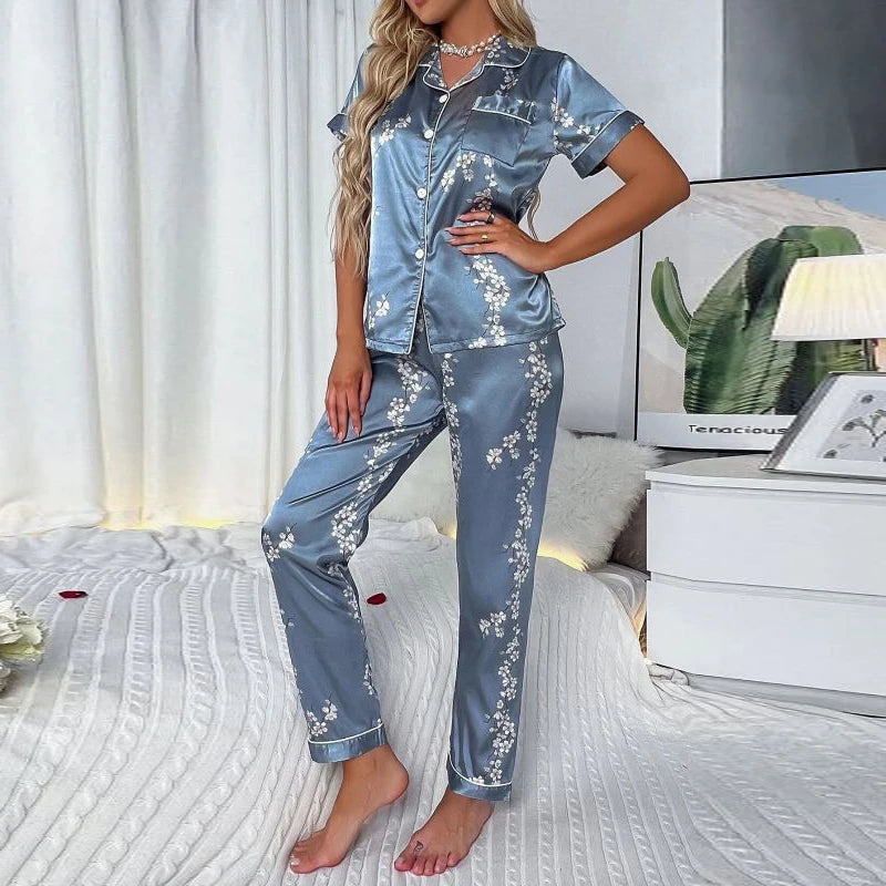 Chic Long Sleeve Pajama Set for Women - Button Down Print Nightwear with Trousers - Stylish Loungewear & Comfortable Sleepwear